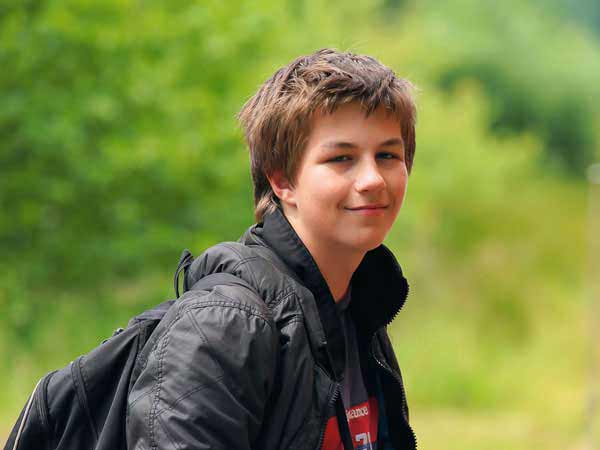 手机号群发平台